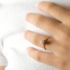 vintage-monopetro-thachtelithi-apo-roz-chreso-k18-me-thiamanti-0-14ct-a17601