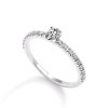 MO00206-monopetro-oval-diamanti-me-petres-sto-plai-lefkoxryso-2