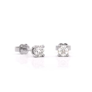 SK00458-classic-round-diamond-four-prong-stud-earrings-white-gold-0