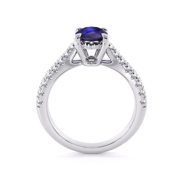 DA00744 Oval_ with side stones_RR01_stand_front_white_sapphire_Denoised_beauty