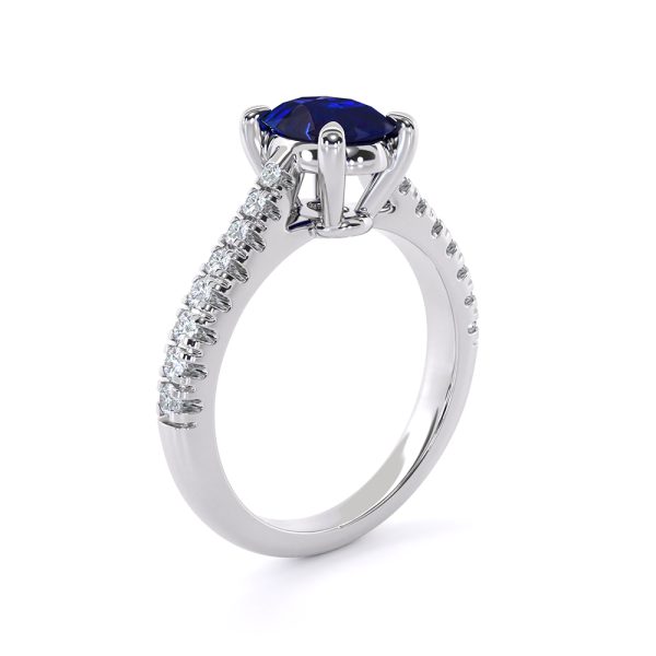 DA00744 Oval_ with side stones_RR01_stand_side_white_sapphire_Denoised_beauty